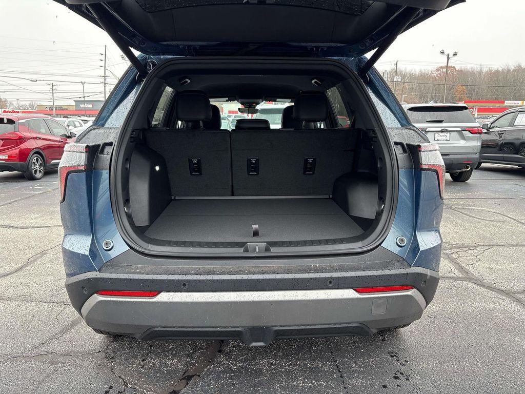 new 2026 Chevrolet Equinox car, priced at $32,300
