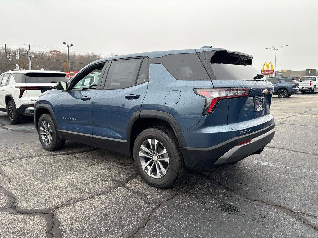 new 2026 Chevrolet Equinox car, priced at $32,300