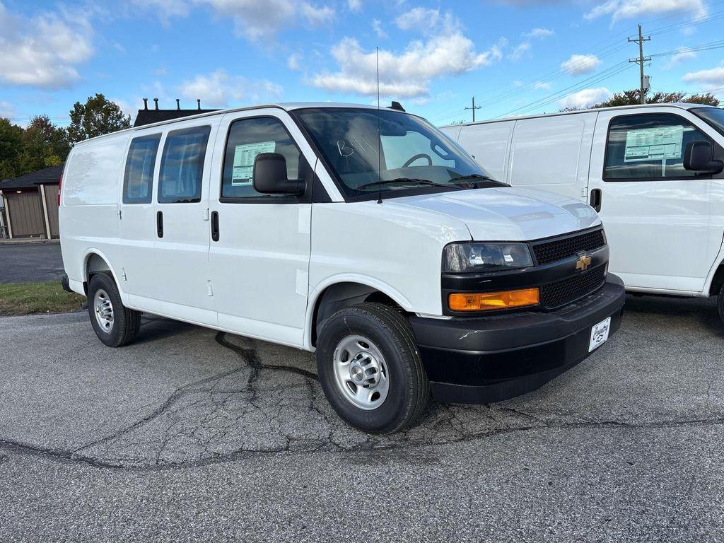 new 2025 Chevrolet Express 2500 car, priced at $43,000