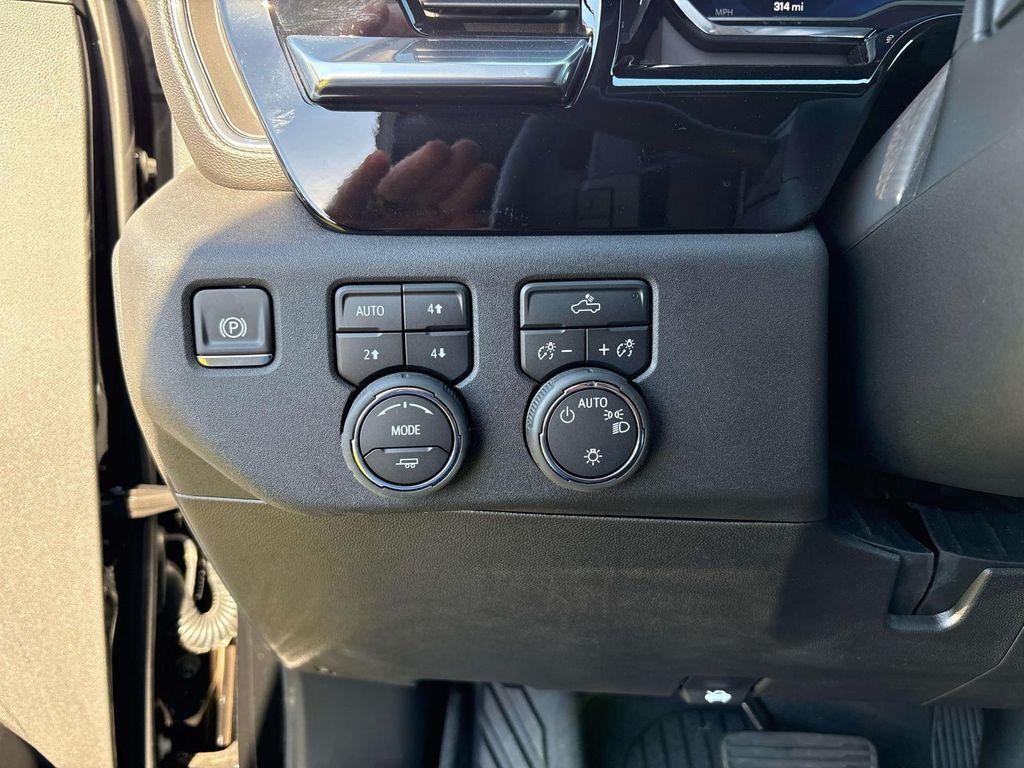 used 2025 Chevrolet Silverado 1500 car, priced at $52,995