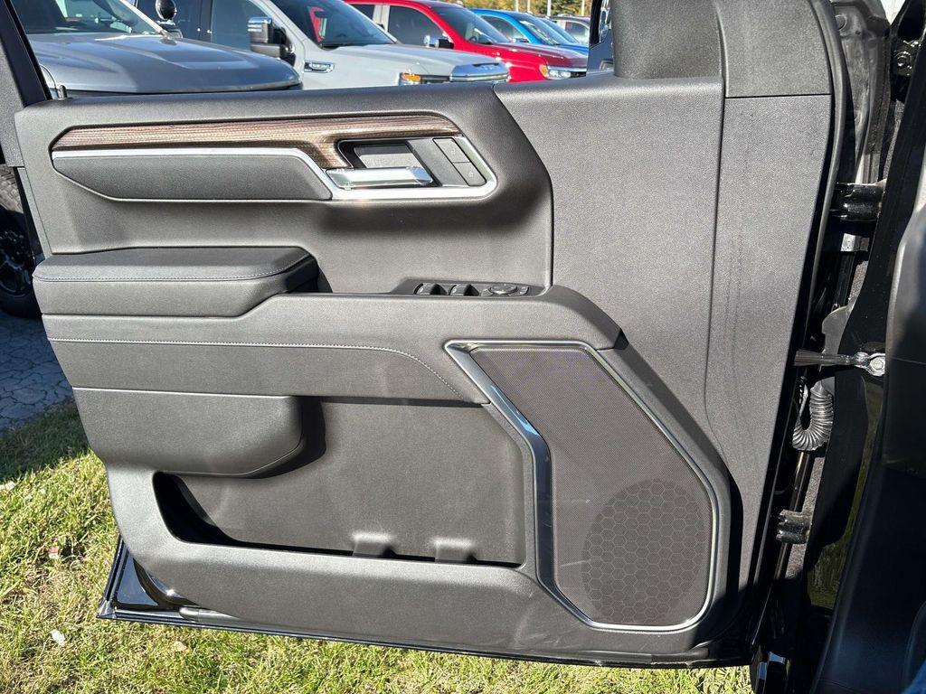 used 2025 Chevrolet Silverado 1500 car, priced at $52,995