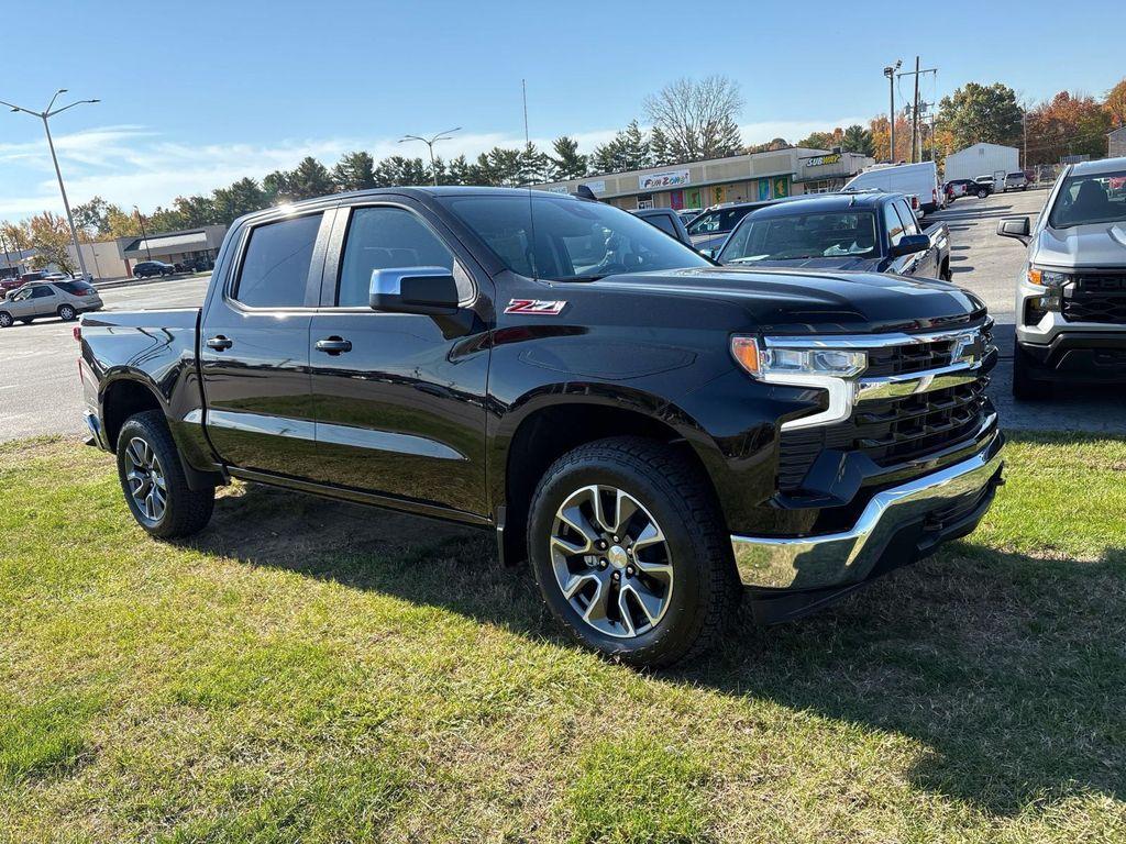 used 2025 Chevrolet Silverado 1500 car, priced at $52,995