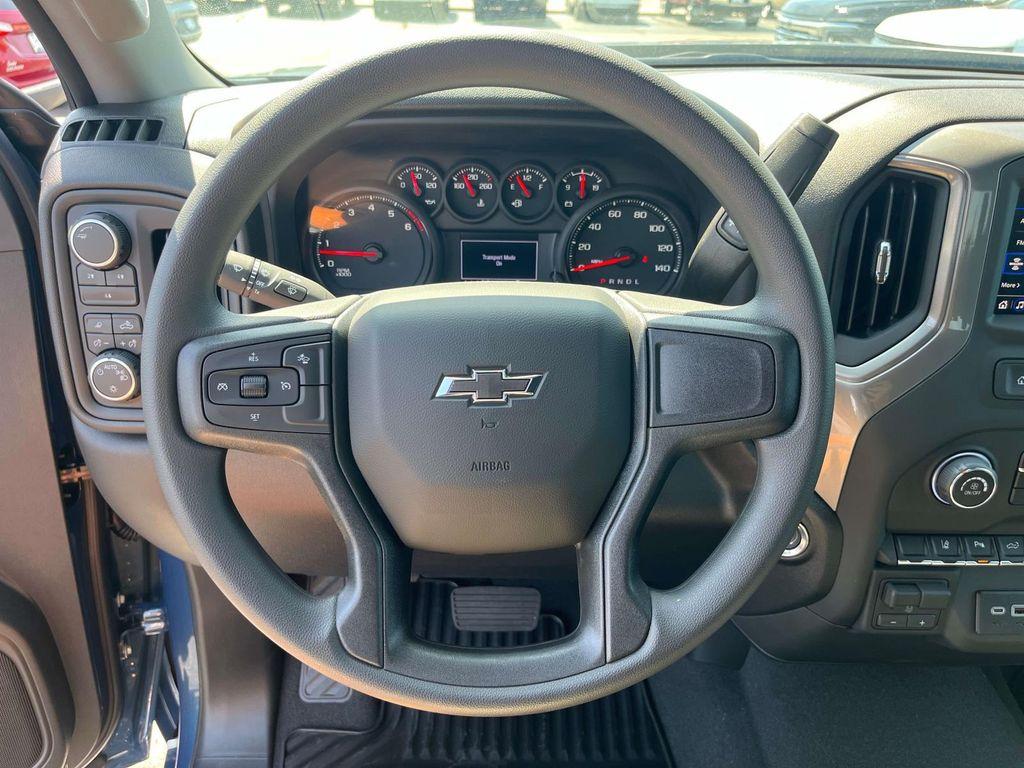 new 2025 Chevrolet Silverado 2500 car, priced at $58,100