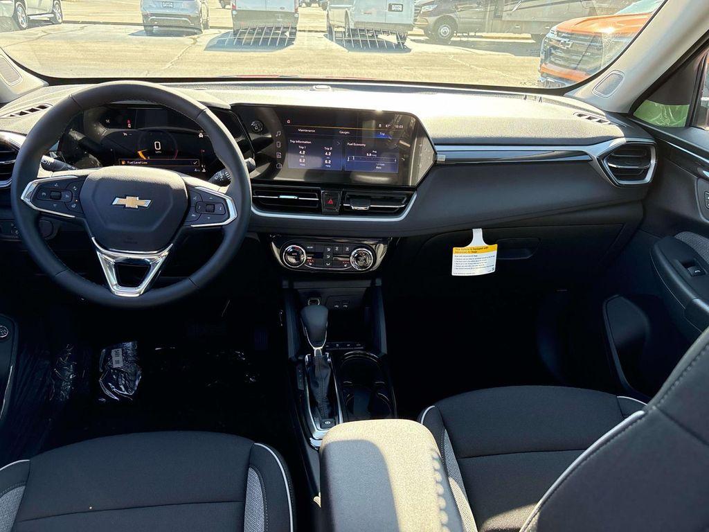 new 2026 Chevrolet TrailBlazer car, priced at $31,500