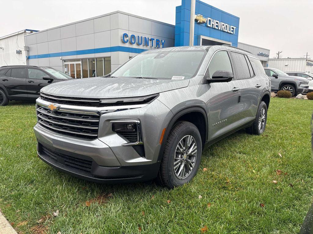 new 2026 Chevrolet Traverse car, priced at $43,764