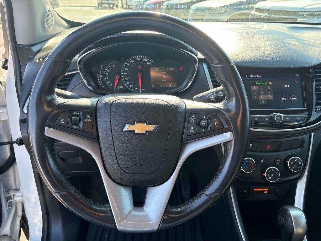 used 2022 Chevrolet Trax car, priced at $18,995