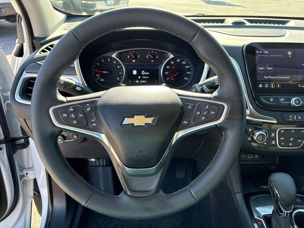 used 2024 Chevrolet Equinox car, priced at $28,495