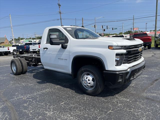 new 2025 Chevrolet Silverado 3500 car, priced at $51,793