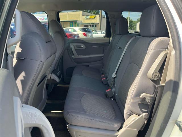 used 2011 Chevrolet Traverse car, priced at $4,995