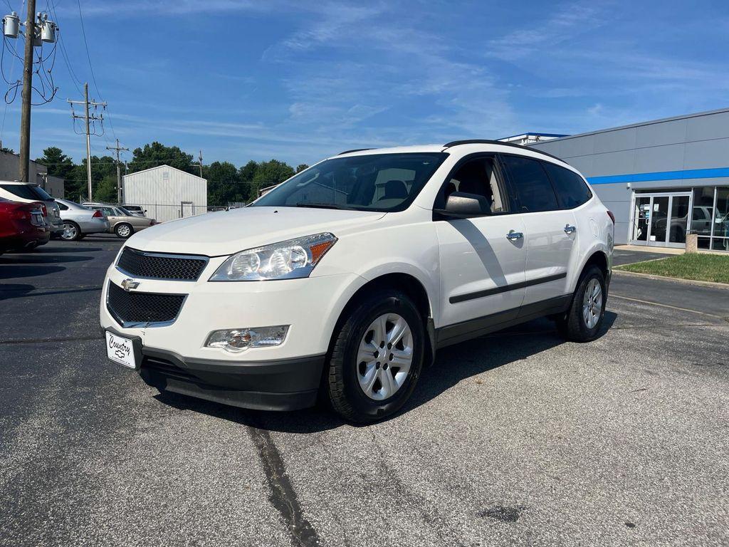 used 2011 Chevrolet Traverse car, priced at $4,995