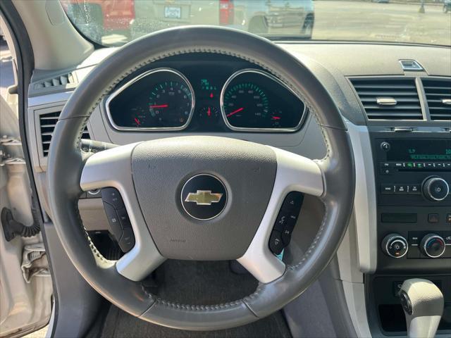 used 2011 Chevrolet Traverse car, priced at $4,995