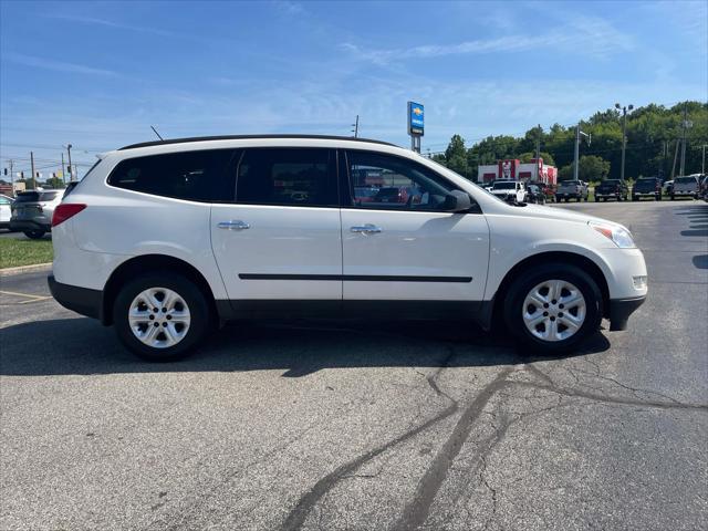 used 2011 Chevrolet Traverse car, priced at $4,995