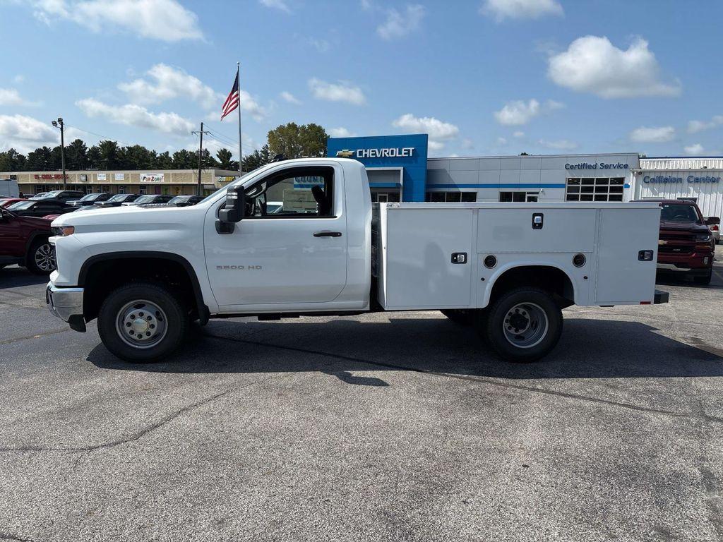 new 2025 Chevrolet Silverado 3500 car, priced at $63,537