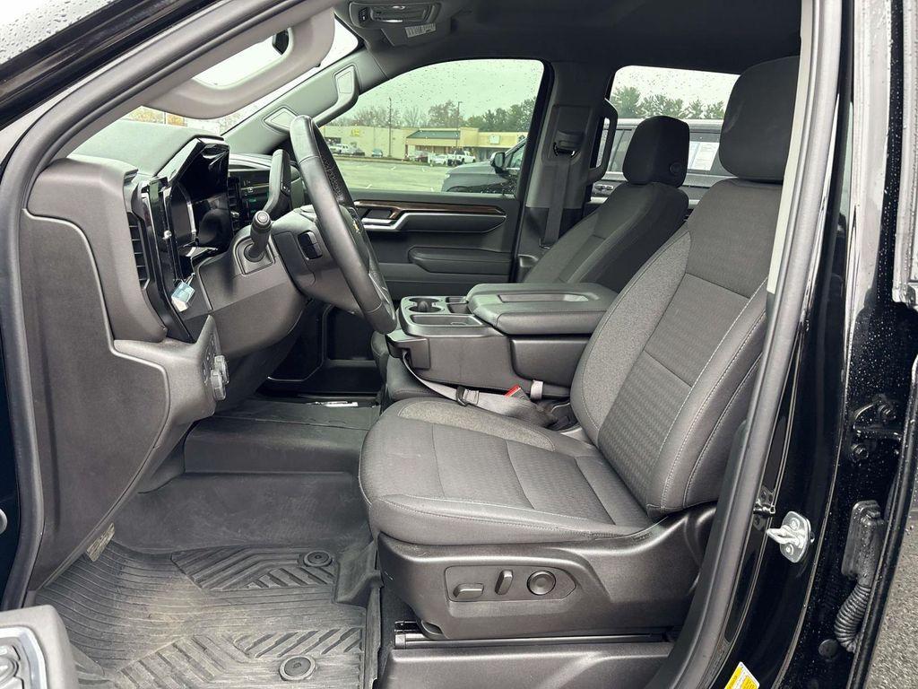 used 2025 Chevrolet Silverado 1500 car