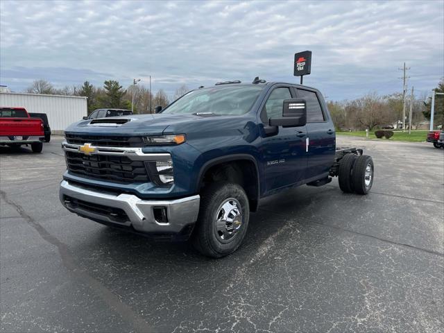 new 2025 Chevrolet Silverado 3500 car, priced at $69,793