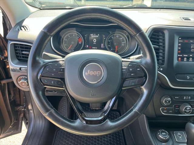 used 2020 Jeep Cherokee car, priced at $18,995
