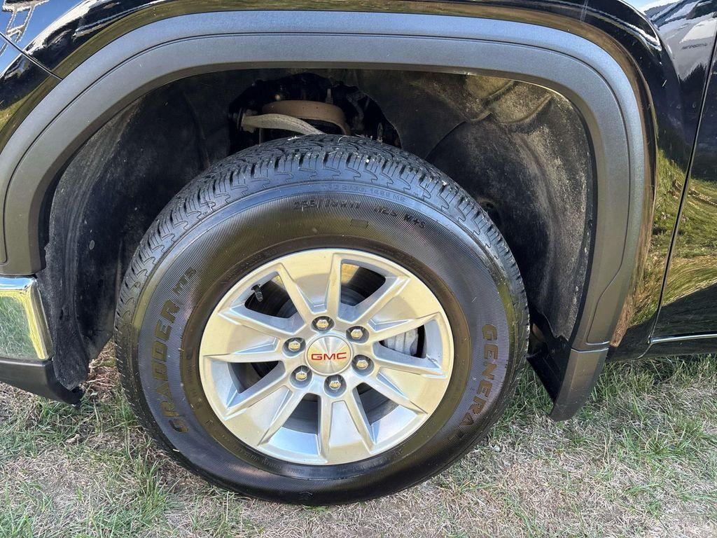 used 2025 GMC Sierra 1500 car, priced at $42,995