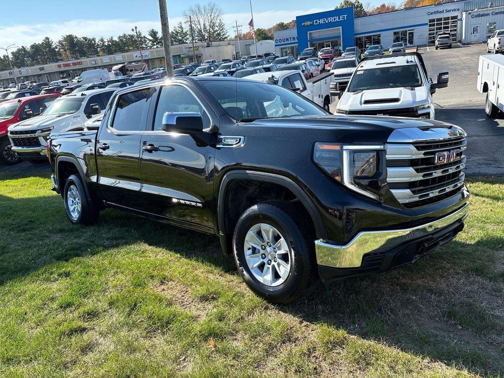 used 2025 GMC Sierra 1500 car, priced at $42,995