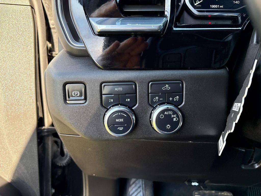 used 2025 GMC Sierra 1500 car, priced at $42,995