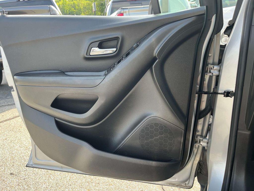 used 2022 Chevrolet Trax car, priced at $20,995