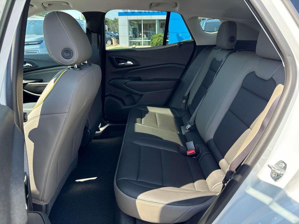 new 2025 Chevrolet Trax car, priced at $27,200
