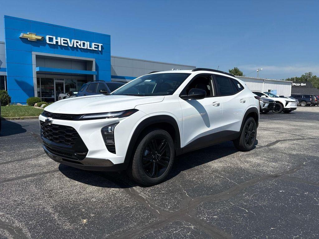 new 2025 Chevrolet Trax car, priced at $27,200