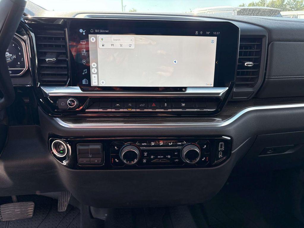 used 2022 Chevrolet Silverado 1500 car, priced at $43,995