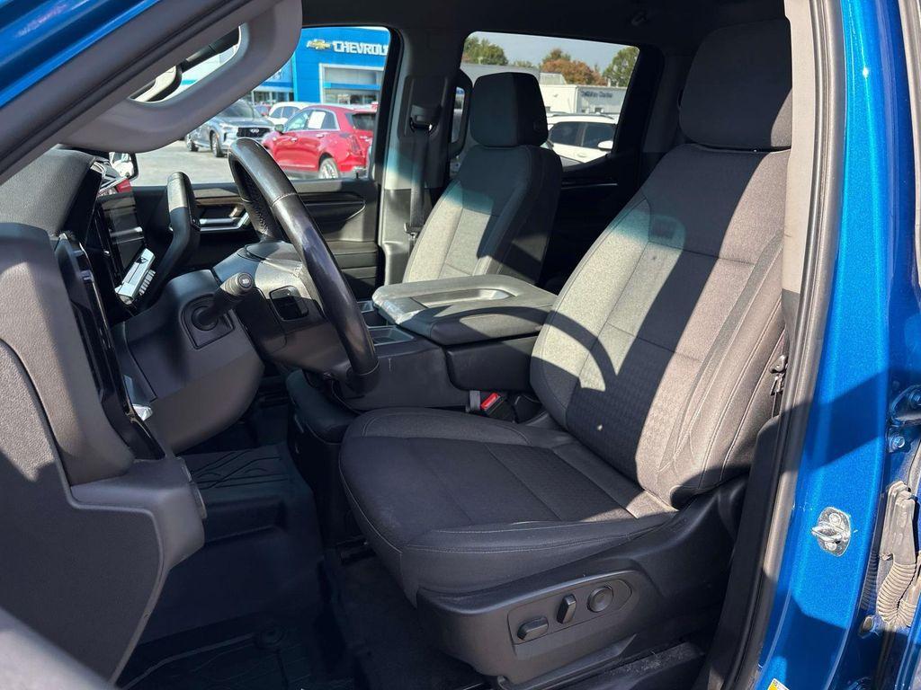 used 2022 Chevrolet Silverado 1500 car, priced at $43,995