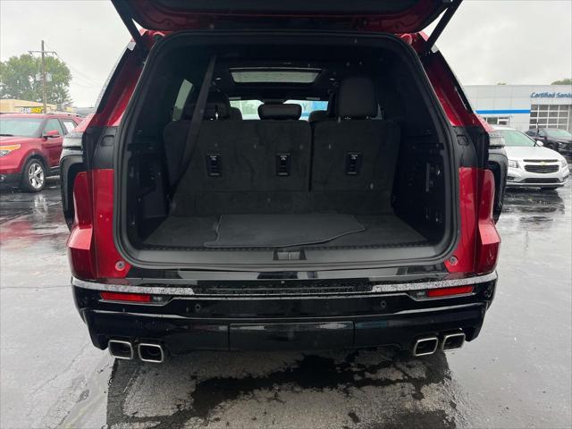 used 2024 Chevrolet Traverse car, priced at $56,995