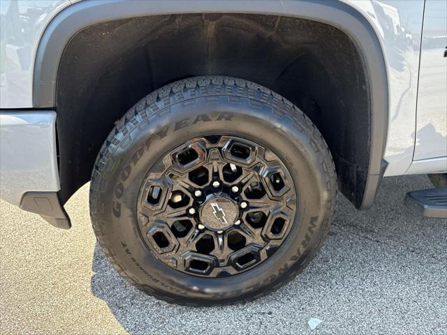 used 2024 Chevrolet Silverado 2500 car, priced at $59,995