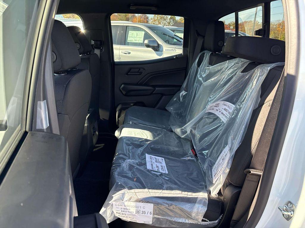 new 2026 Chevrolet Colorado car, priced at $33,400