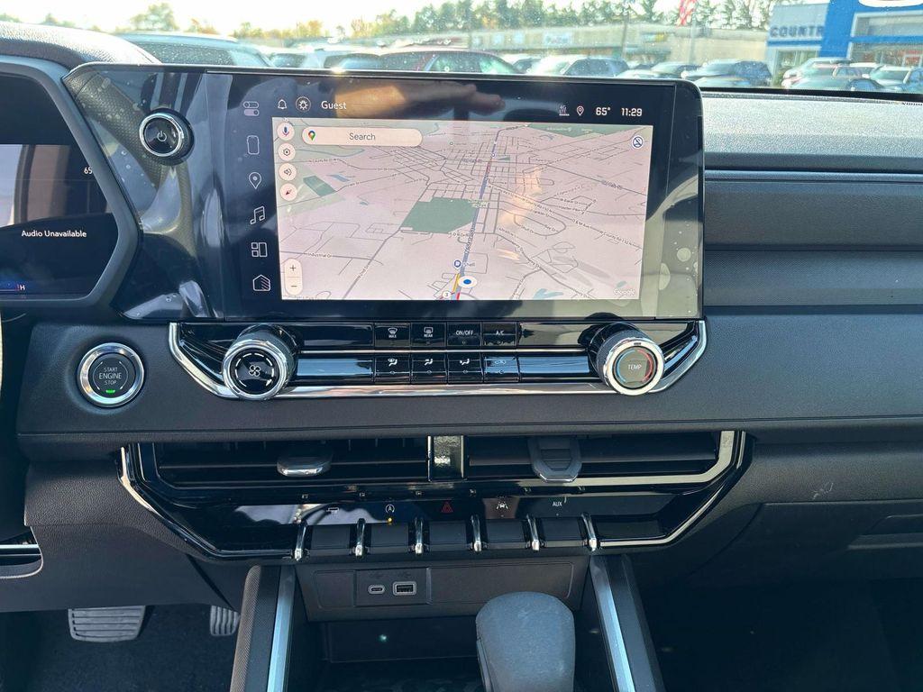 new 2026 Chevrolet Colorado car, priced at $33,400