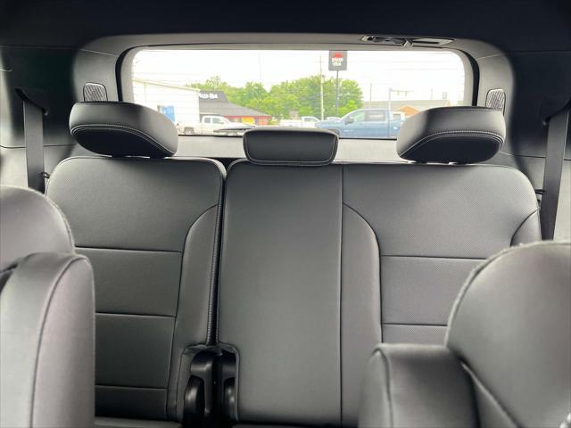 new 2025 Chevrolet Traverse car, priced at $47,931