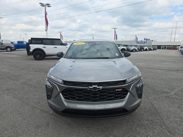 used 2024 Chevrolet Trax car, priced at $23,400