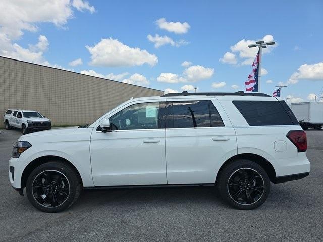 new 2024 Ford Expedition car, priced at $73,592