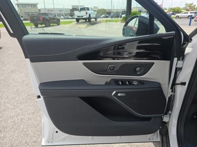 new 2025 Lincoln Nautilus car, priced at $57,665