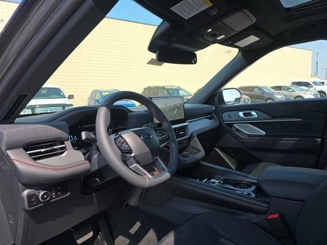 new 2025 Ford Explorer car, priced at $55,879