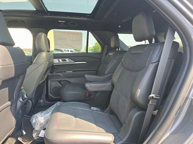 new 2025 Ford Explorer car, priced at $55,879