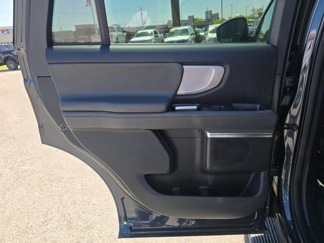 new 2025 Ford Expedition car, priced at $71,474
