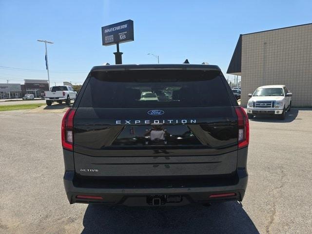 new 2025 Ford Expedition car, priced at $71,474