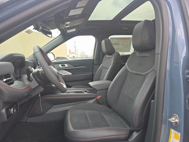 new 2025 Ford Explorer car, priced at $58,936