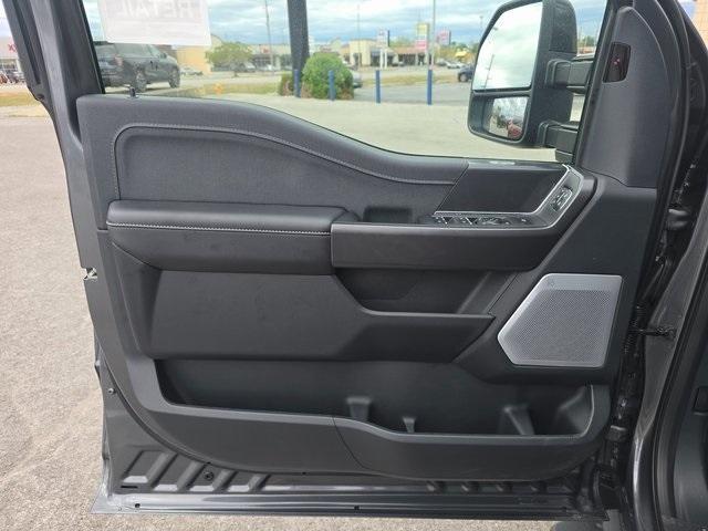 new 2025 Ford F-150 car, priced at $72,317