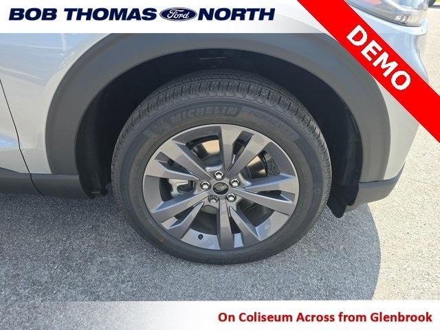 new 2025 Ford Explorer car, priced at $43,144