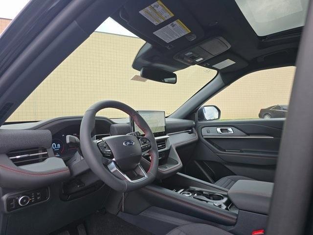 new 2025 Ford Explorer car, priced at $50,647
