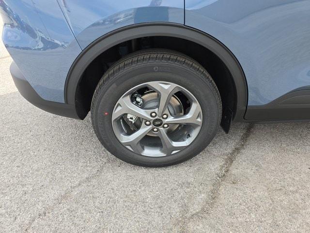new 2025 Ford Escape car, priced at $39,036