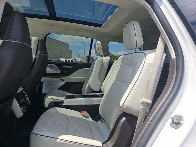 used 2023 Lincoln Aviator car, priced at $56,200