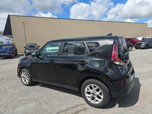 used 2024 Kia Soul car, priced at $17,999