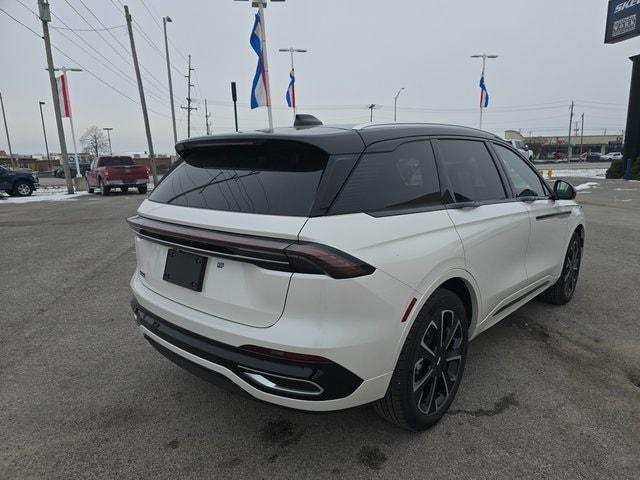 new 2025 Lincoln Nautilus car, priced at $69,555