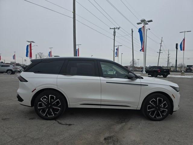 new 2025 Lincoln Nautilus car, priced at $69,555