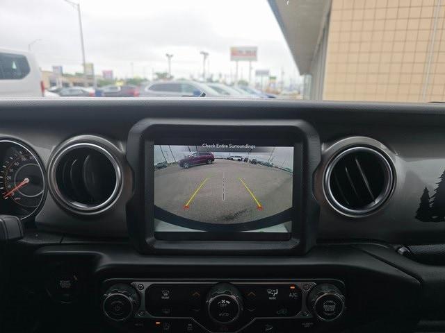 used 2020 Jeep Wrangler Unlimited car, priced at $28,300